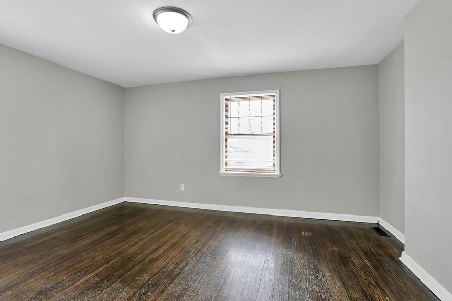 Building Photo - 3086 Sullivant Ave