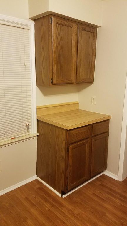 Building Photo - 12734 Riverview St