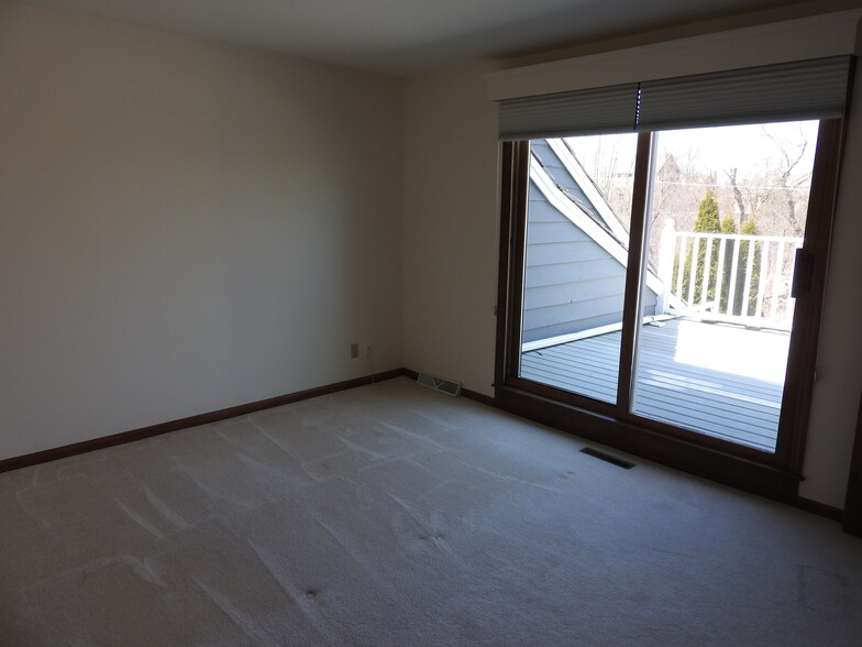 Bedroom 2 with Deck - 1720 W Bradford Dr