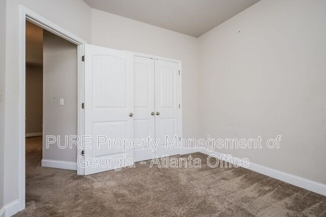 Building Photo - 155 Mandy Ln