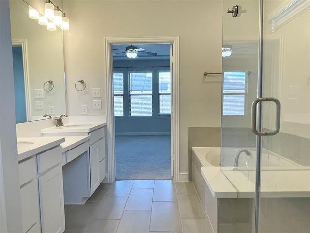 Building Photo - 2257 Washington Dr