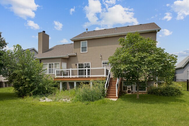Building Photo - 683 Churchill Ln