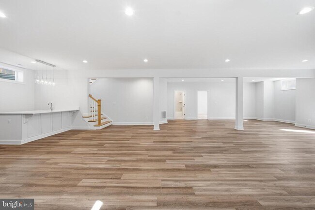 Building Photo - 6203 Mori St