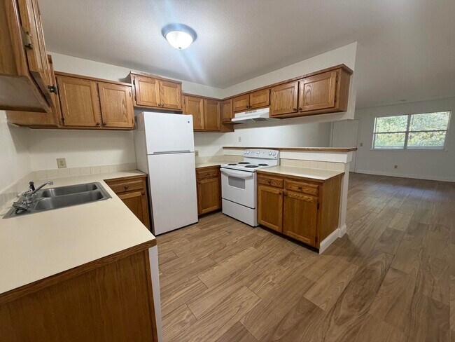 Building Photo - 428 Kays Ln