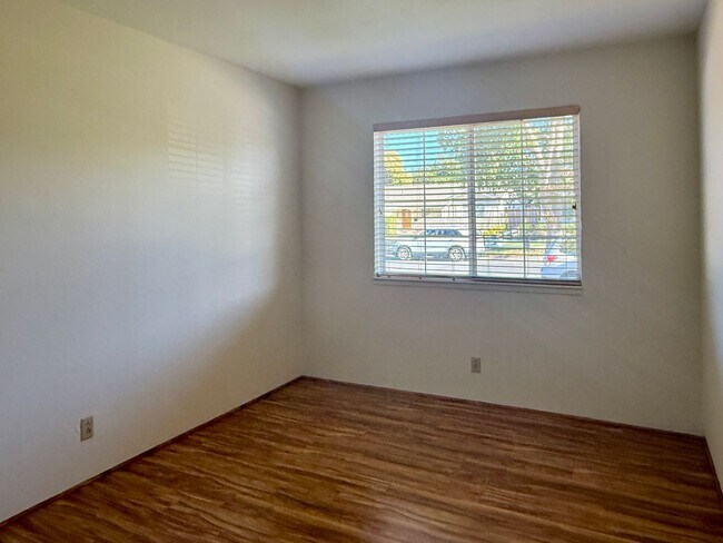 Building Photo - Must See Sharp 3 Bedroom 2 Bath Home in West San Jose