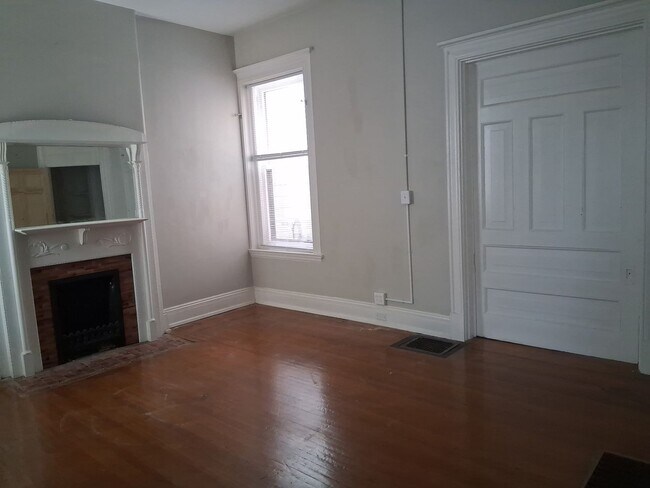 Building Photo - 415 Belgravia Ct