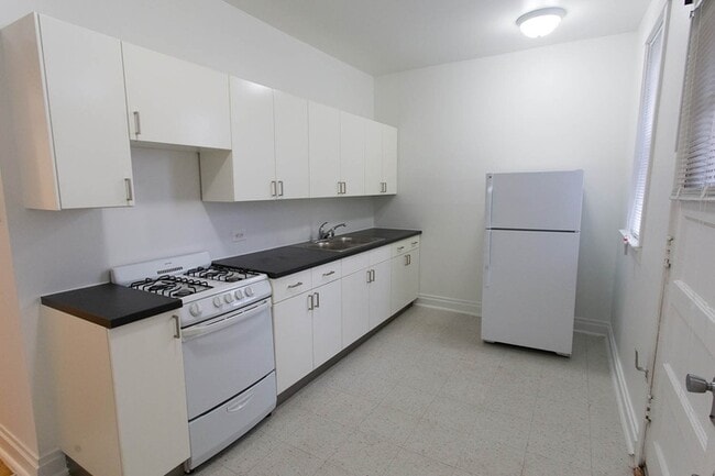 Floorplan - 5452 S. Ellis Avenue