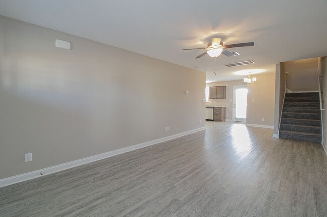 Building Photo - 4007 Ft Sumter Dr