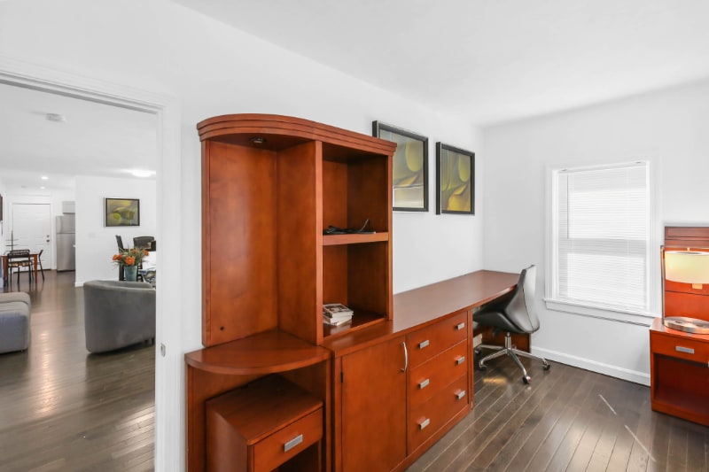 Building Photo - 15 Hawley St