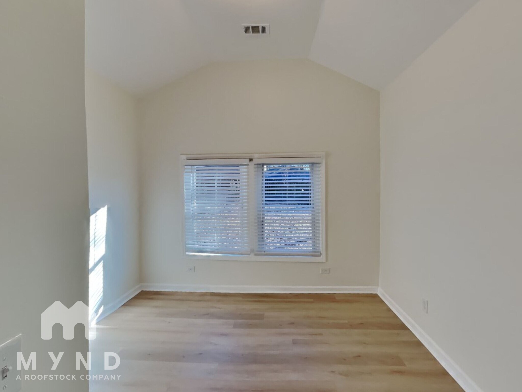 Building Photo - 2502 Barge Rd SW