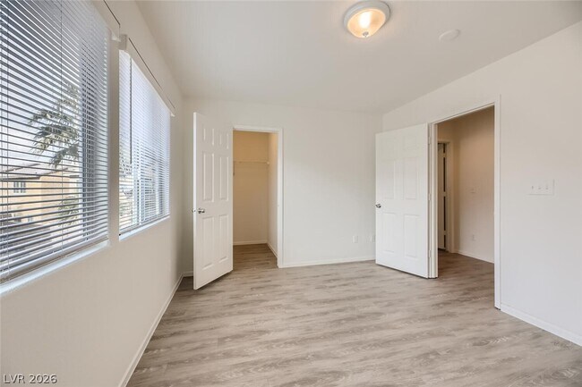 Building Photo - 4045 Oliver Sagebrush Dr