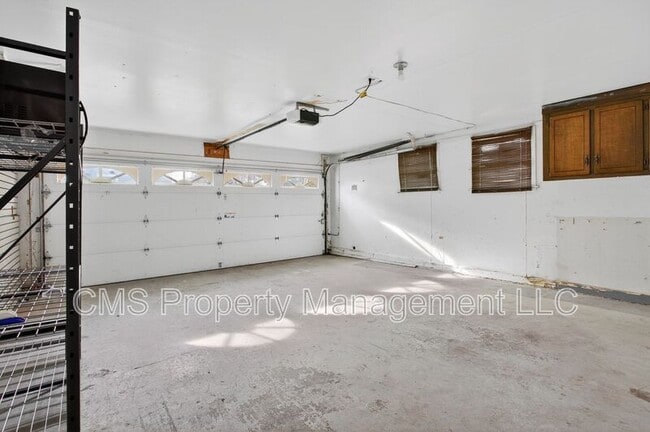 Building Photo - 352 Rahway Rd