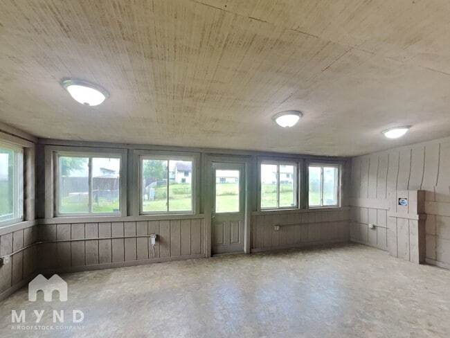 Building Photo - 6659 Rosetree Dr