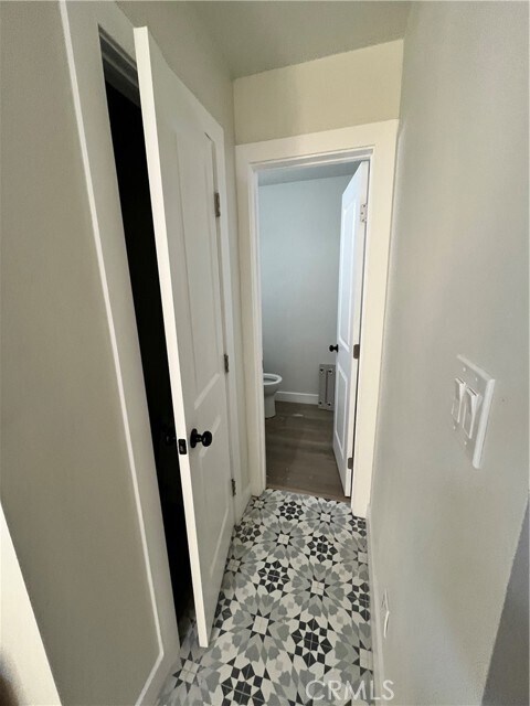 Building Photo - 2007 Huntington Ln