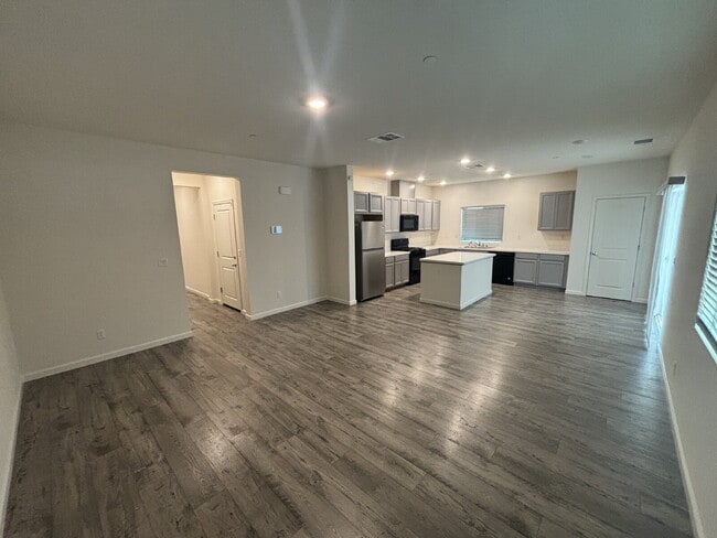 Building Photo - Updated 4-Bedroom Home Near Antelope Greens Golf Course – Large Backyard & Pet Friendly!