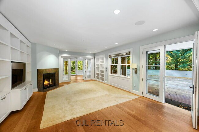 Building Photo - 29 Merrill Rd