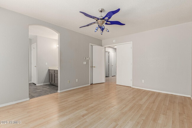 Building Photo - 2243 E Edna Ave