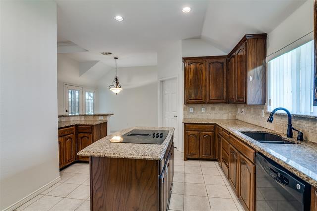 Building Photo - 313 Bricknell Dr