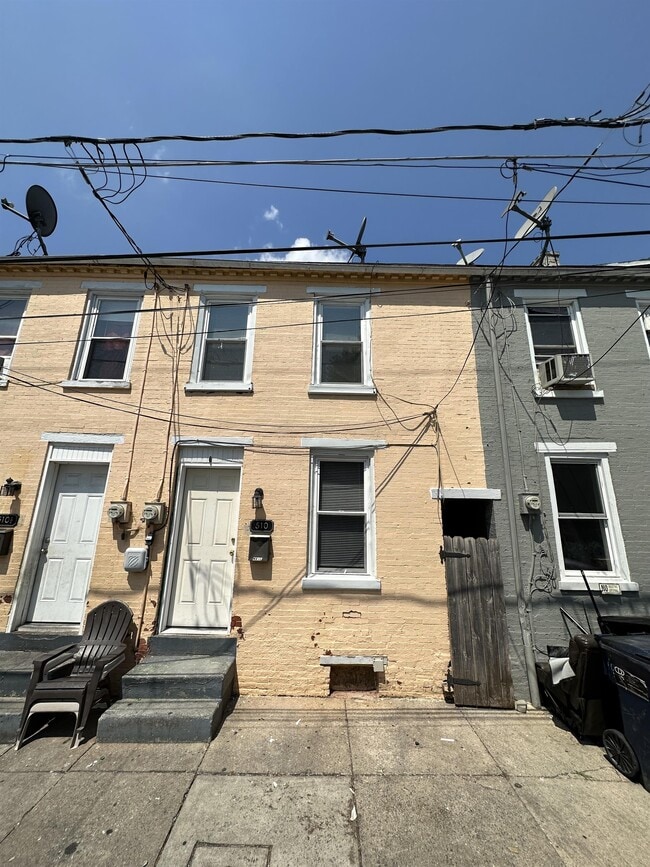 Building Photo - 510 Woodward St