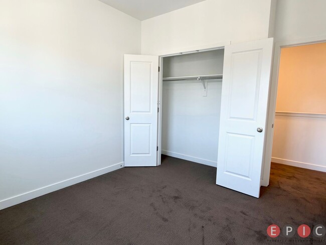 Building Photo - Beautiful Home in Lehi