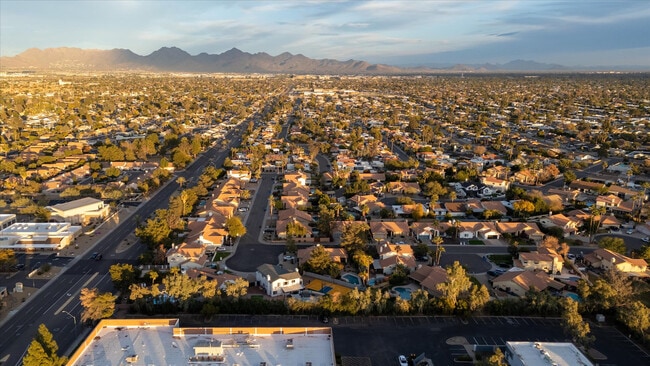 Building Photo - 15232 N 49th St