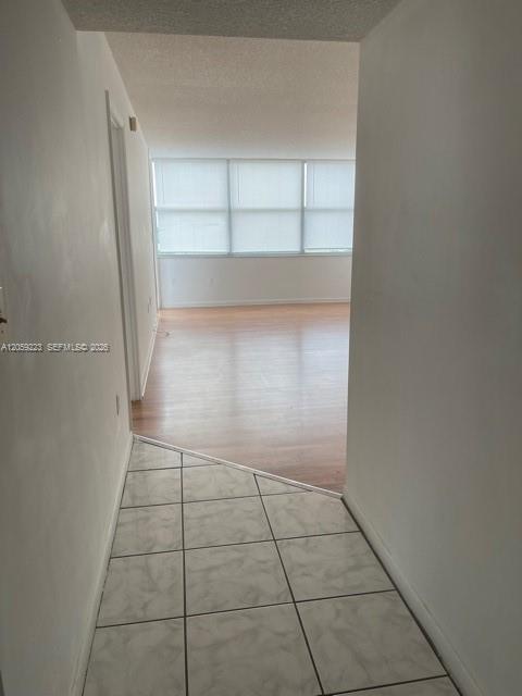 Building Photo - 1200 NE Miami Gardens Dr