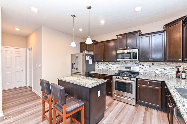 Building Photo - 16406 Taconite Dr