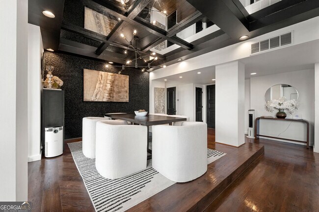 Building Photo - 130 26th St NW