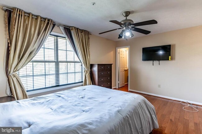 Building Photo - 12212 Birchview Dr