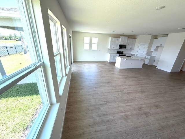 Building Photo - 322 Bracer Way