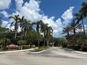 Building Photo - 2757 Center Ct Dr