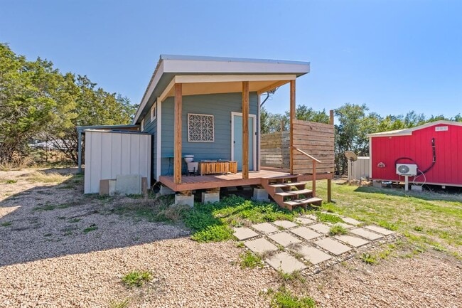 Building Photo - 5705 Shirley Dr