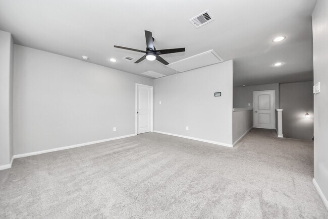 Building Photo - 16735 Rockwall St