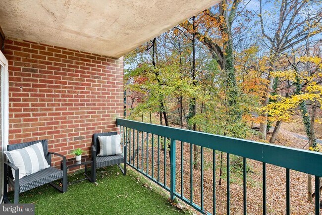 Building Photo - 11808 Breton Ct