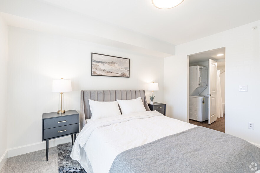 The Heights at Gateway Park 601 Orange Ave NE Roanoke VA 24016