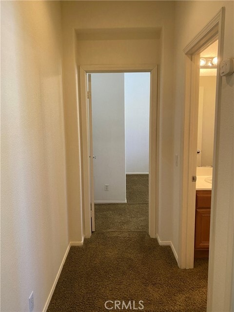 Building Photo - 5505 Sunset Ridge Dr