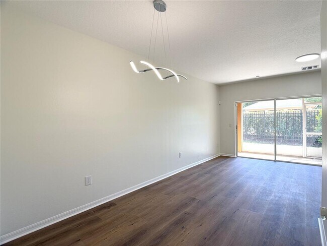 Building Photo - 538 Bexley Dr