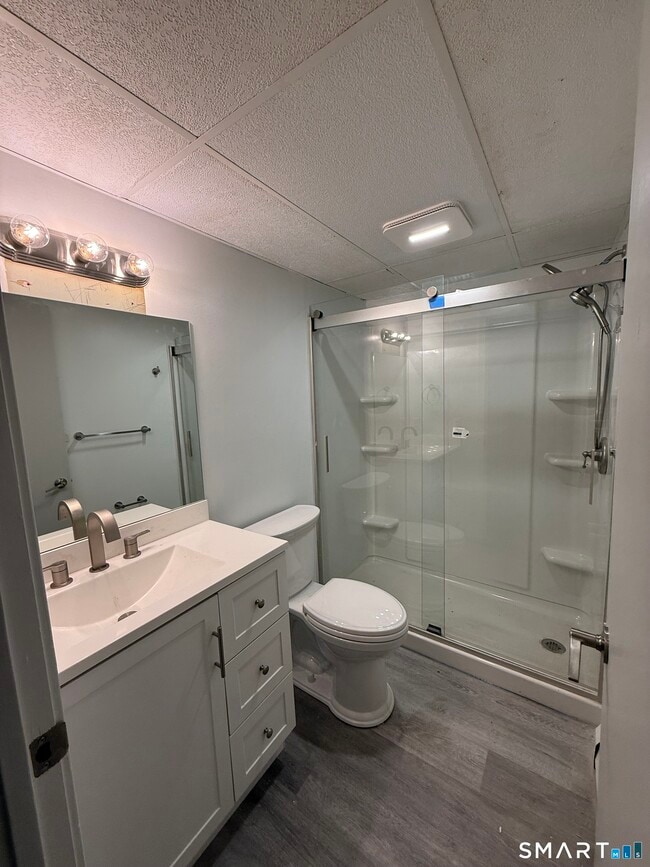 Building Photo - 388 S Main St