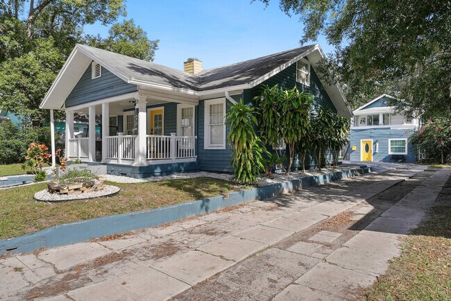 Building Photo - 1829 Hollenbeck Dr