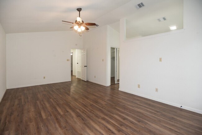 Building Photo - 11513 Juniper Ridge Dr