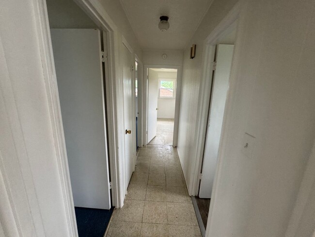 Building Photo - 3/1 in Kingstown, NC (Shelby, NC)