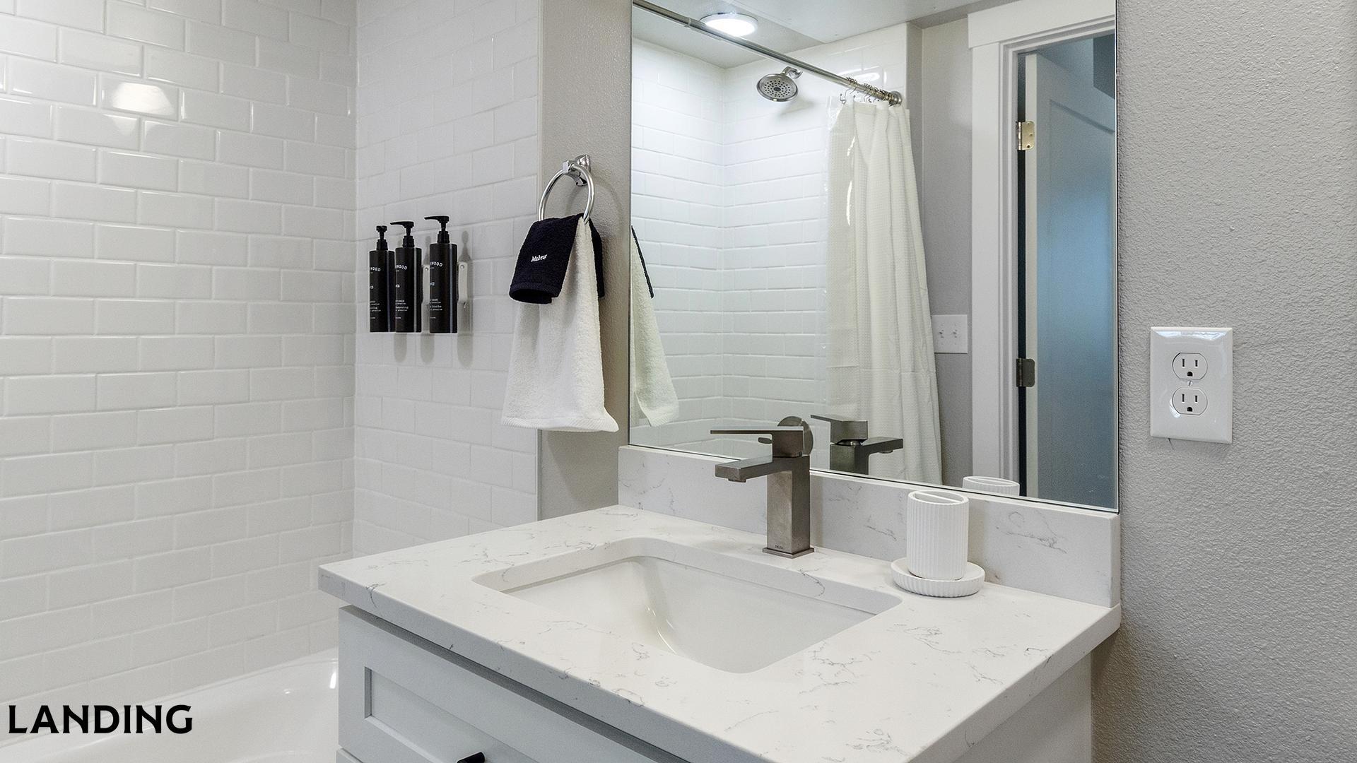 Building Photo - 2720 S Federal Blvd