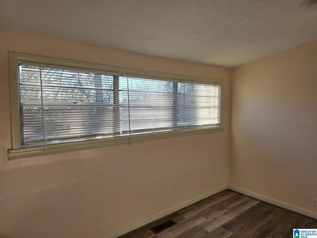 Building Photo - 6435 Co Rd 10