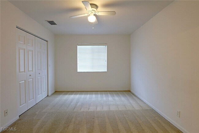 Building Photo - 10066 Poppy Hill Dr