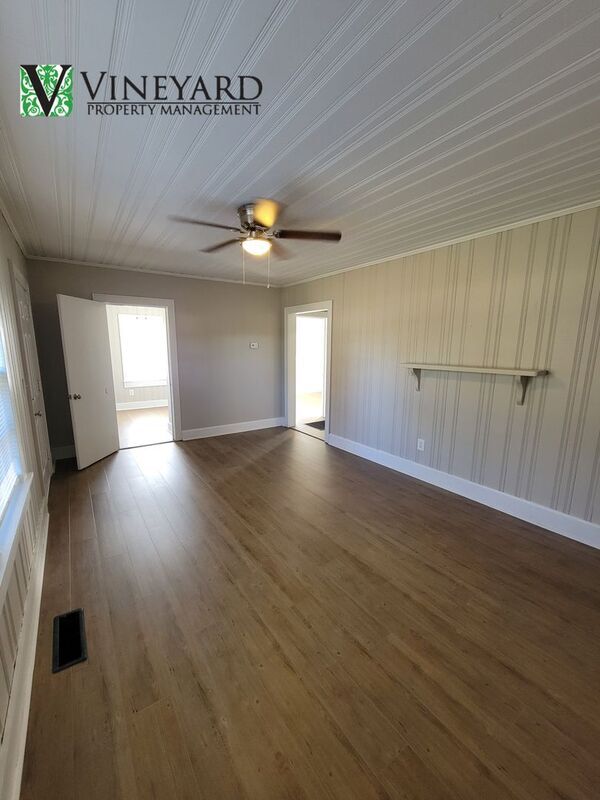 Building Photo - 916 N Tennessee St