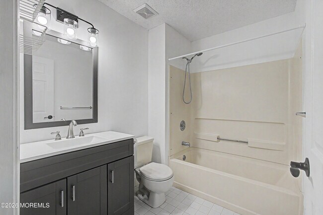 Building Photo - 15 Nashville Ct