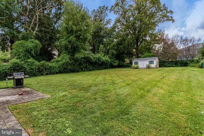 Building Photo - 7618 Leonard Dr