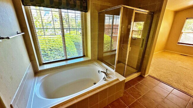 Building Photo - Fantastic 3 Bd 3 Bth + Office in Cherry Creek Schools in Tollgate Crossing!