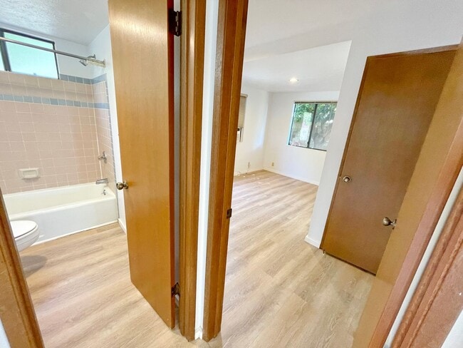 Building Photo - South Kihei 2 Bedroom / 1 Bathroom Unfurnished downstairs unit  - Peekaboo Ocean View