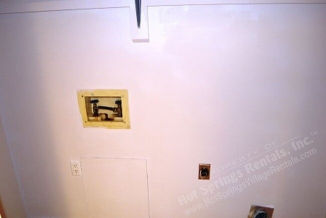 Building Photo - Cortez Courts | Townhome| Unfurnished